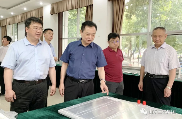 中國信達(dá)資產(chǎn)管理股份有限公司黨委副書記、總裁張衛(wèi)東一行來山東三星集團(tuán)參觀調(diào)研