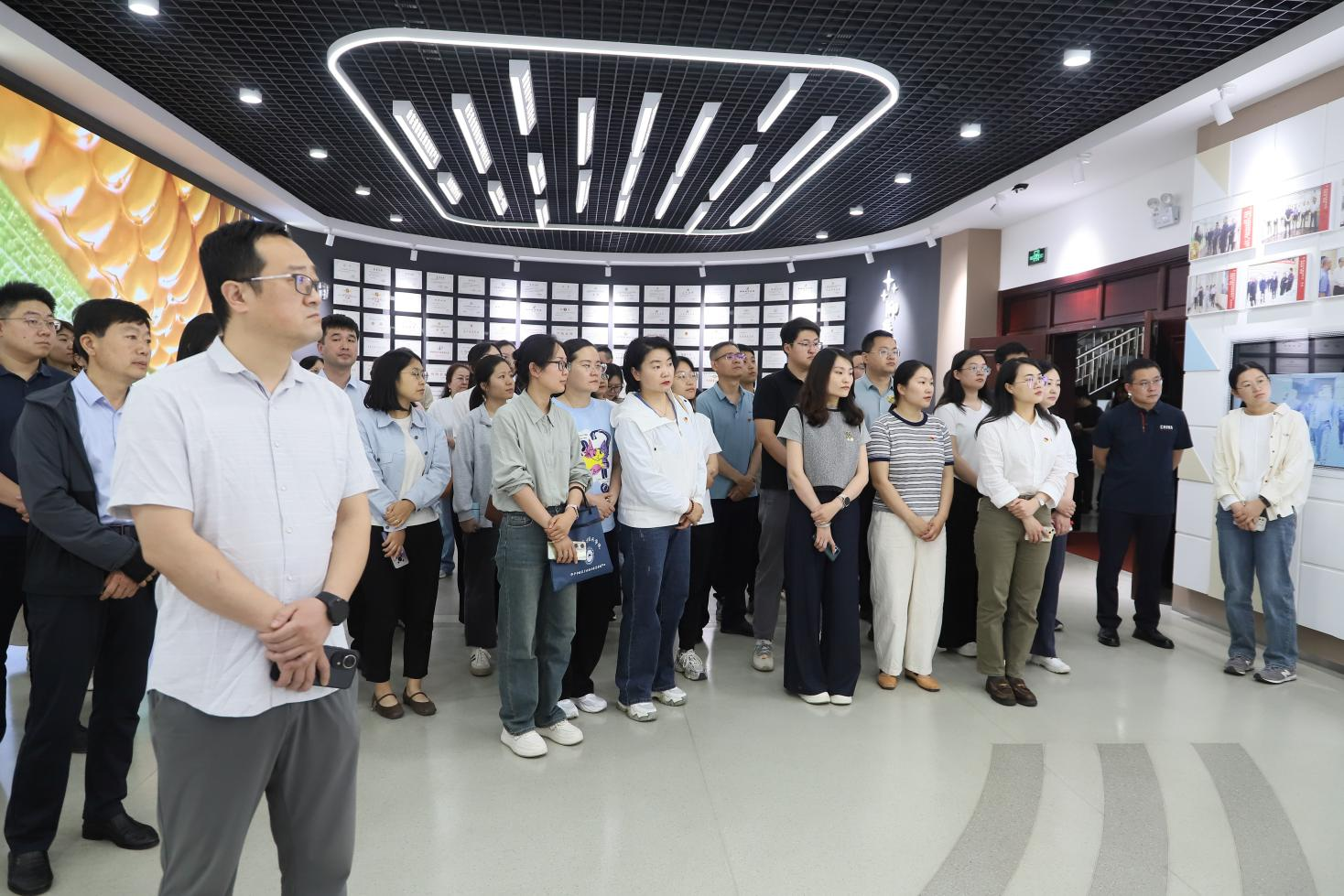 鄒平市“2025年市直機(jī)關(guān)提高黨員干部內(nèi)生動力暨黨務(wù)干部培訓(xùn)班”走進(jìn)山東三星集團(tuán)